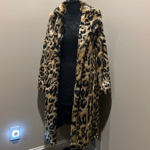 Rachel Zoe Faux Fur - New without tag